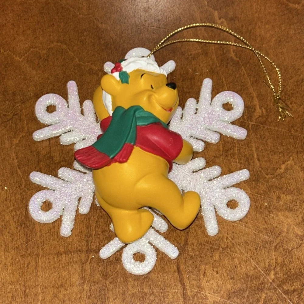 Disney Parks Winnie The Pooh &‎ Eeyore Snowflake Ornament Christmas Glitter Set